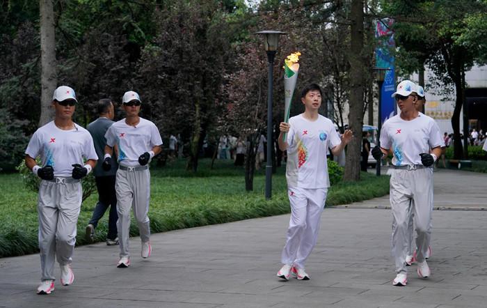 世运会史上首次火炬传递在四川举行