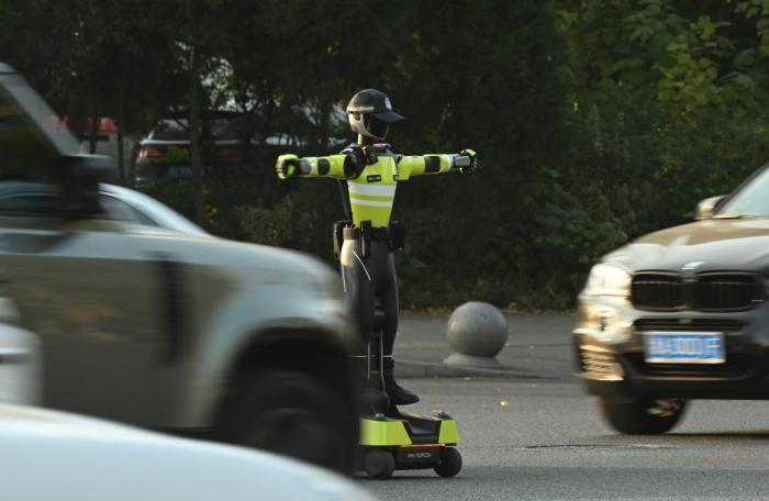 “AI交警”杭州“上岗”