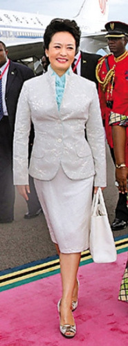 赵小兰:彭丽媛漂亮时尚将会受到美国民众喜爱