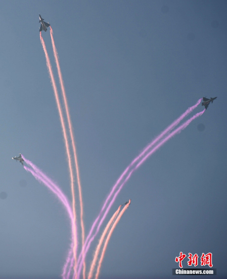 珠海航展提升中国空军“精气神”